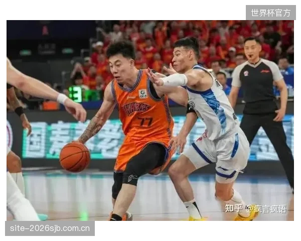 上海队面临续约难题，李弘权与张镇麟成为两个顶薪名额的竞争者。